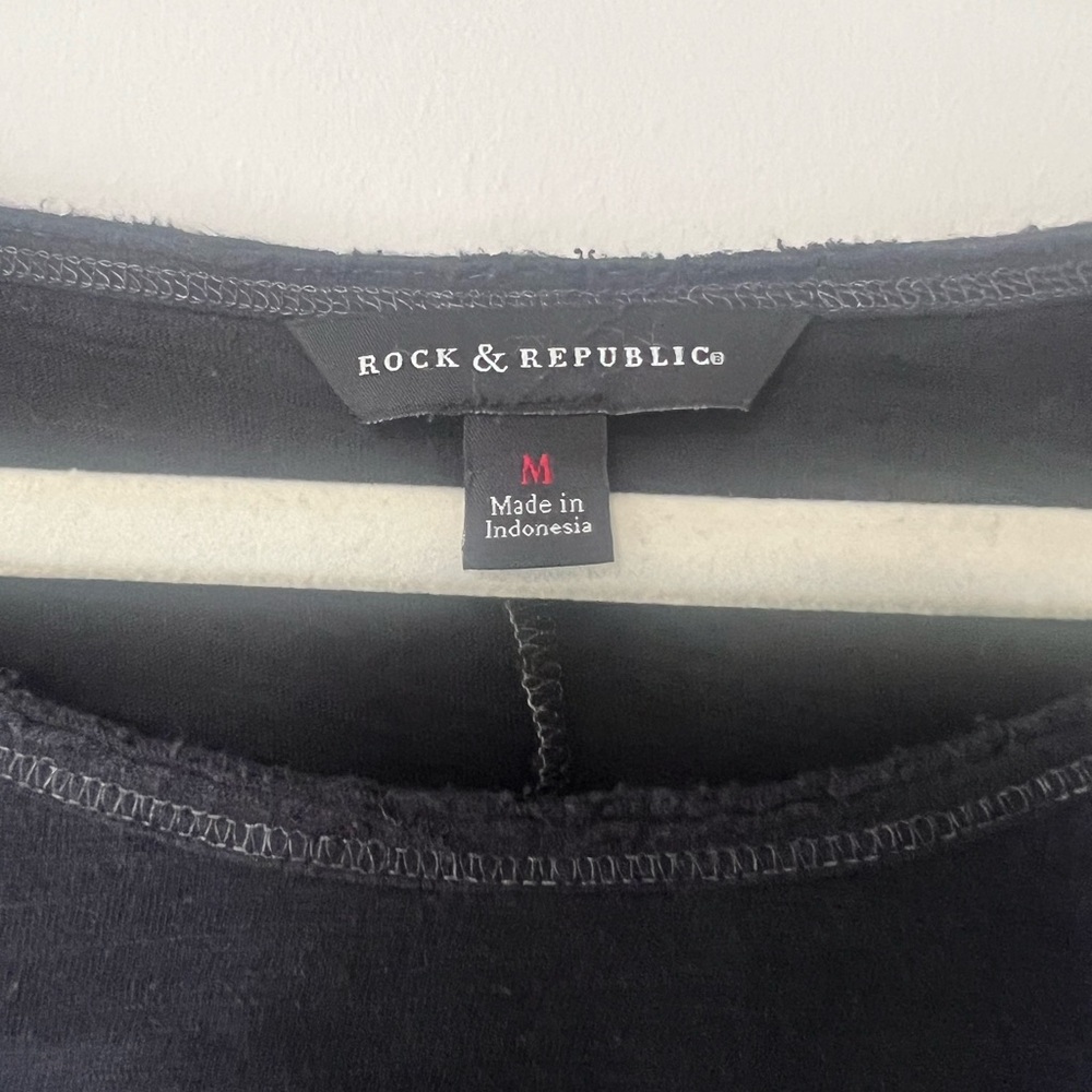 Rock & Republic Black and Gray Wing Design Shirt - Picture 6 of 6